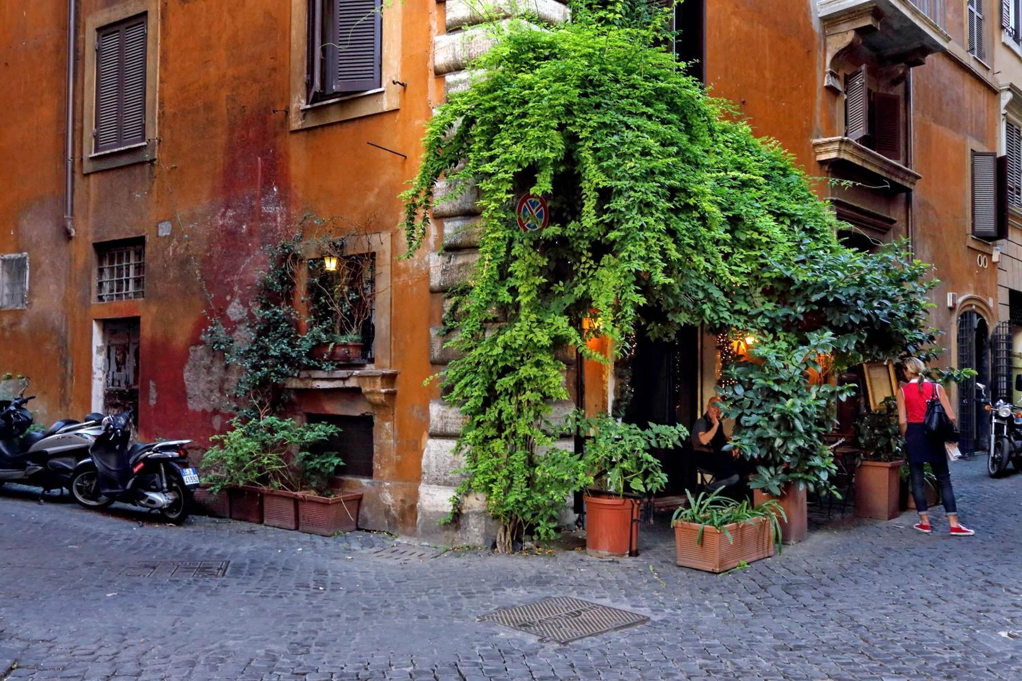 Luxury Charme Between Pantheon And Spanish Steps Rome Exterior photo